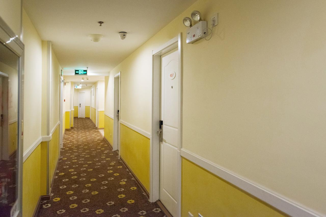 Home Inn Shanghai Xujiahui Road Mengzi Road Extérieur photo